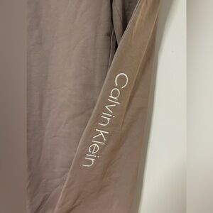 New Large Tuffet Calvin Klein Sweatpants